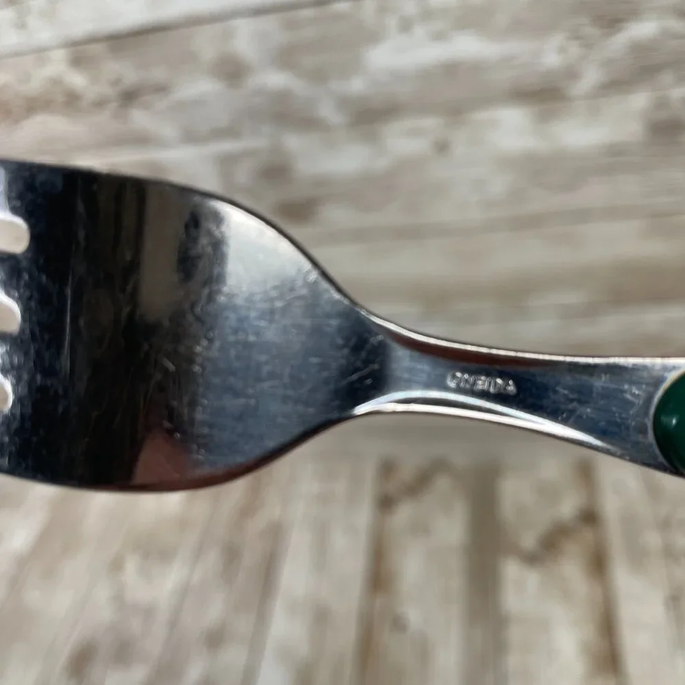 Vintage ONEIDA 55 Pc Lot Green Plastic Handle Utensil Stainless Steel Flatware